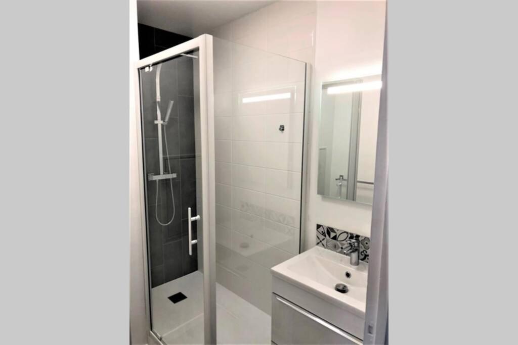 Hypercentre Grand Balcon Vue Cathedrale Apartment Reims Bagian luar foto
